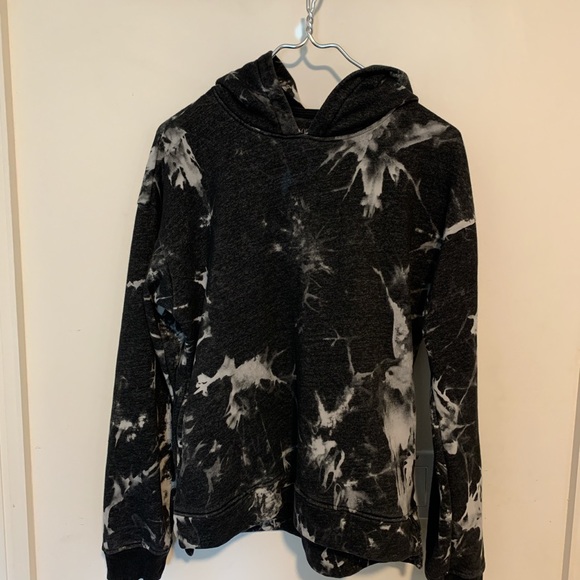 Hudson’s Bay black medium hoodie - Picture 2 of 2